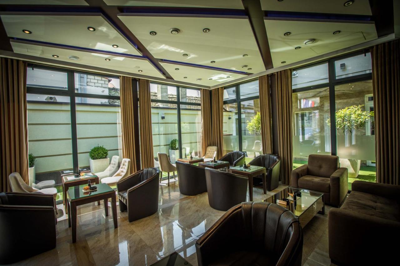 Hotel Morava - ชาบาซ ภายนอก รูปภาพ
