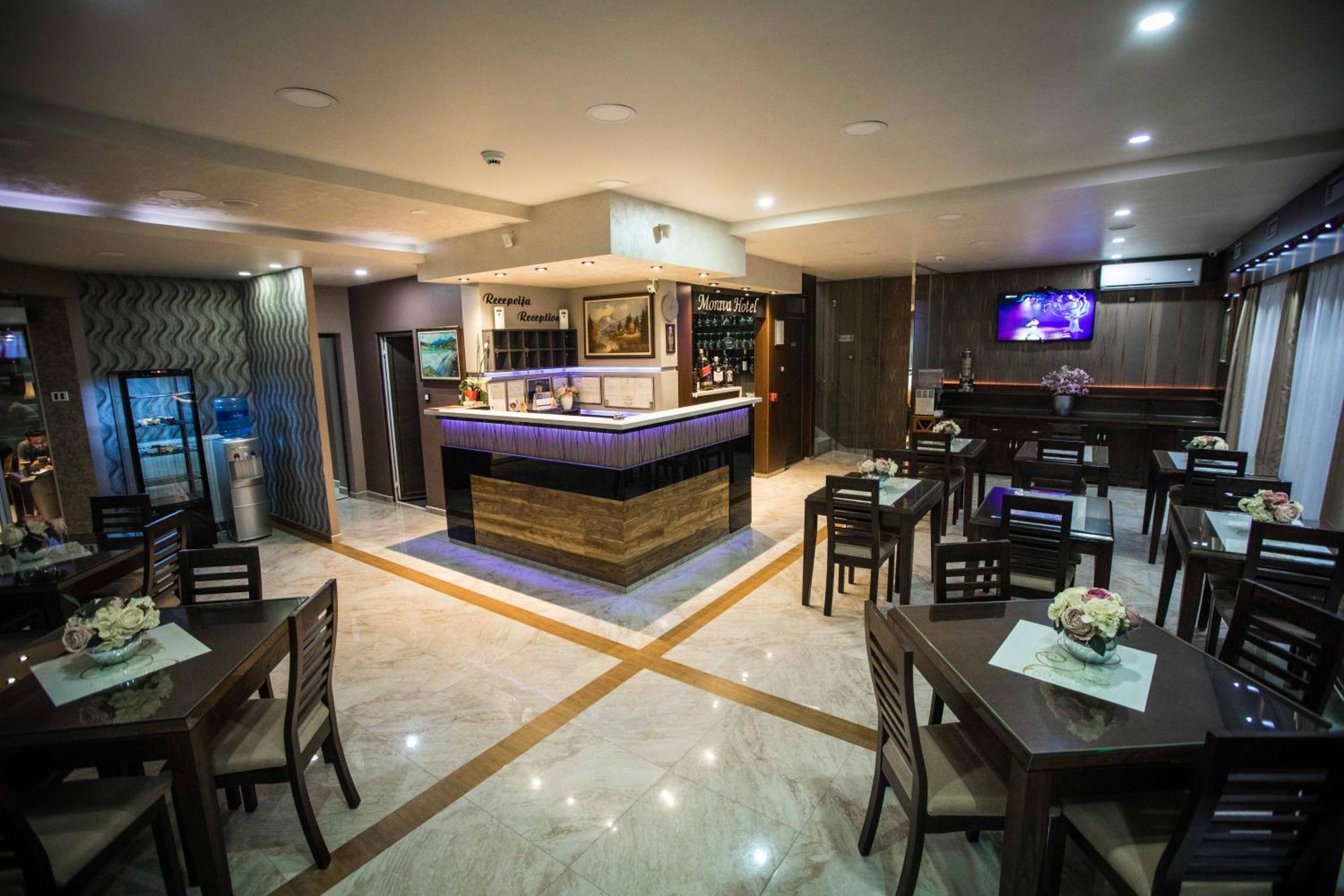 Hotel Morava - ชาบาซ ภายนอก รูปภาพ