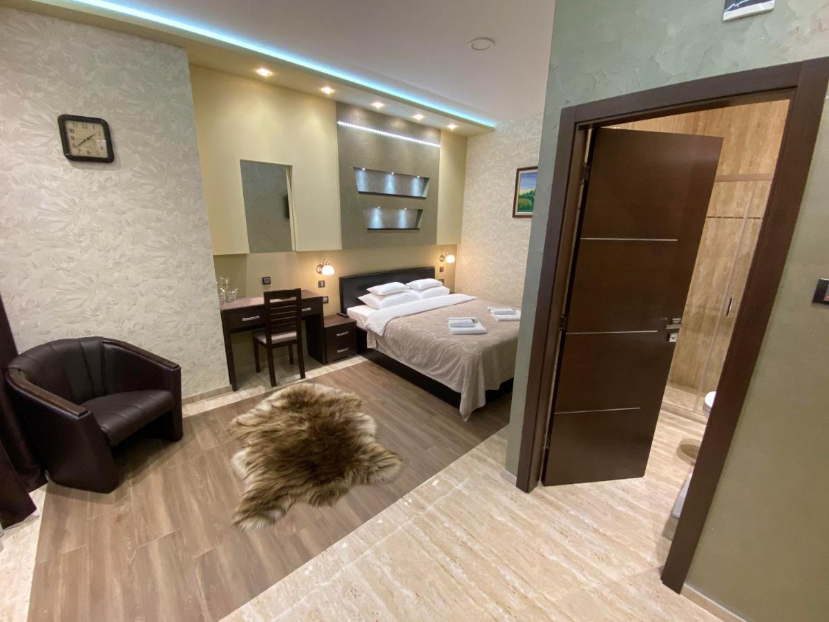 Hotel Morava - ชาบาซ ภายนอก รูปภาพ