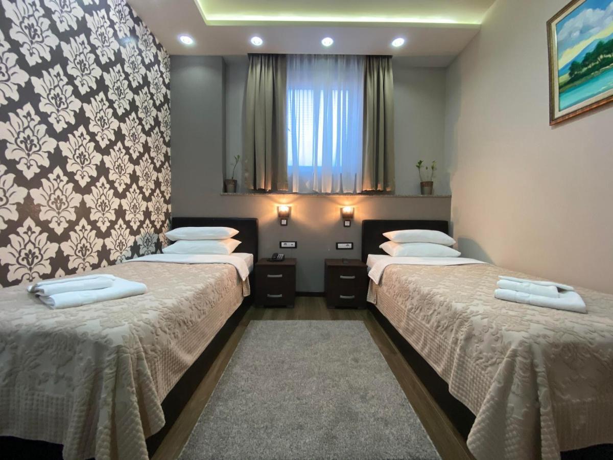 Hotel Morava - ชาบาซ ภายนอก รูปภาพ