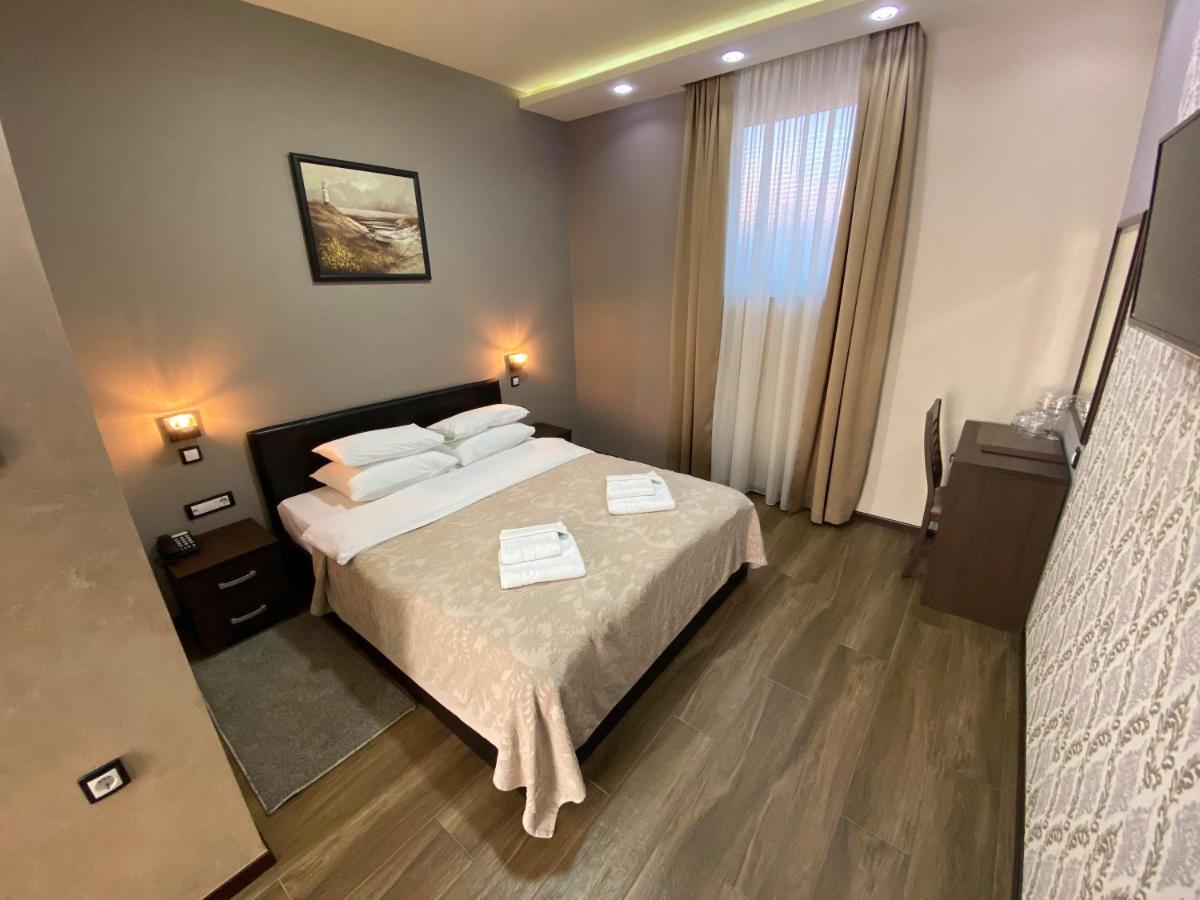 Hotel Morava - ชาบาซ ภายนอก รูปภาพ